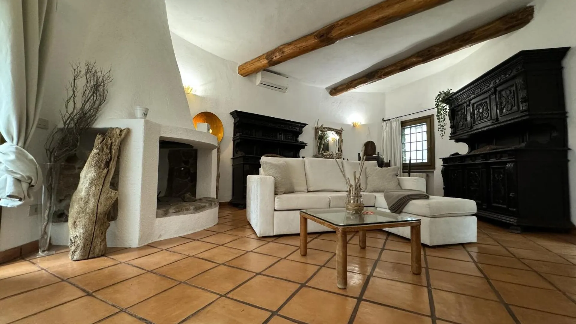 Villa Nuraghe Porto Rotondo Italia