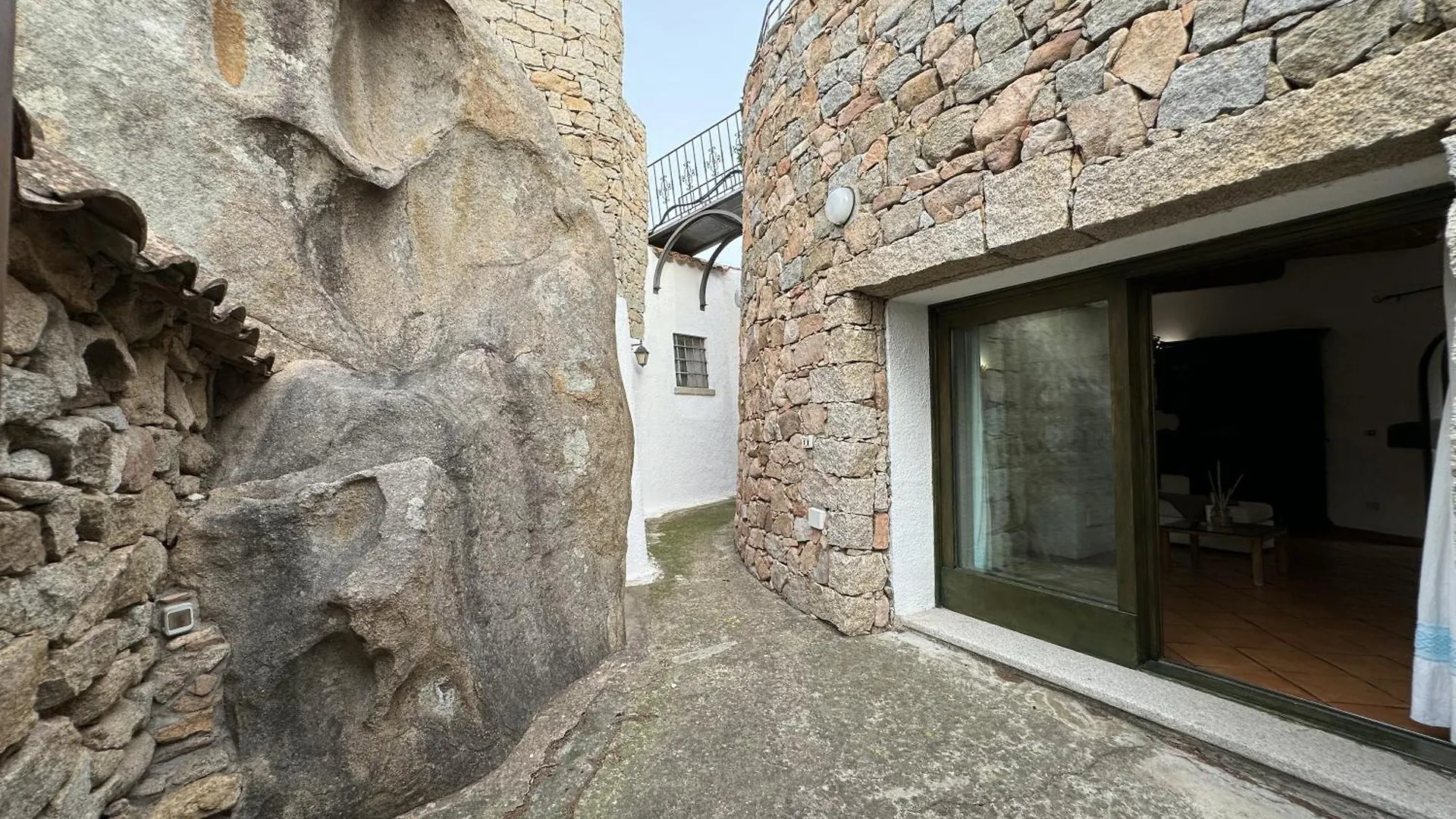 Villa Nuraghe Porto Rotondo