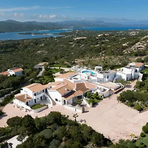 Sulià House Porto Rotondo, Curio Collection By Hilton Porto Rotondo